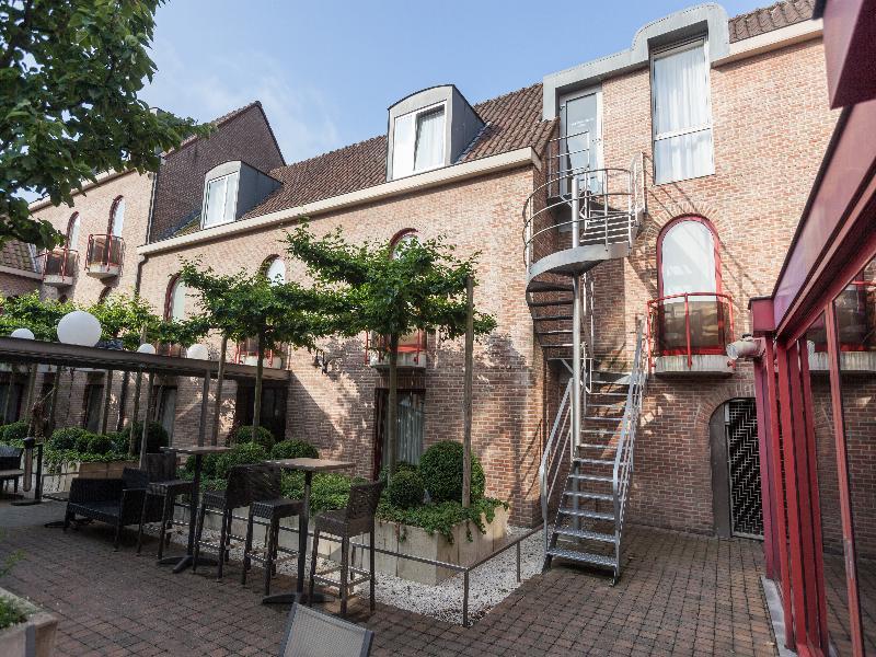 Dukes' Academie - By Dukes' Collection Bruges